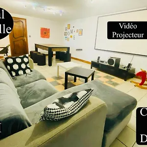 Spacieux 110m2 Avec Terrasse Privative Beauregard-Vendon